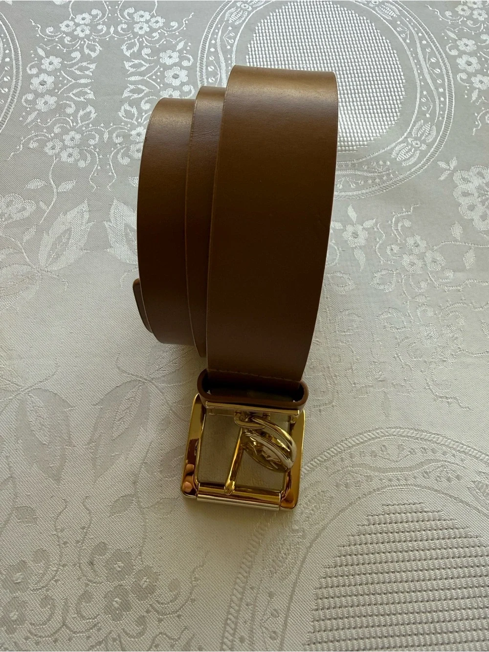 MICHAEL Michael Kors Hamilton Brown/Camel Leather Belt Gold-Tone Signature Buckl